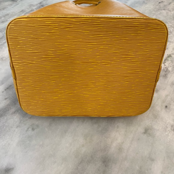 Authentic Vintage Louis Vuitton Petit Noe - Picture 11 of 12